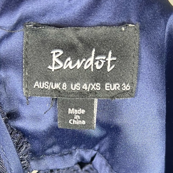 Bardot Dress Womens 4/XS Navy Fiona Face Trumpet Feminine Party Event Midi - Picture 5 of 12
